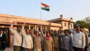 CG हाईकोर्ट का बड़ा फैसला, पंचायत कर्मचारी नहीं हैं पेंशन के हकदार