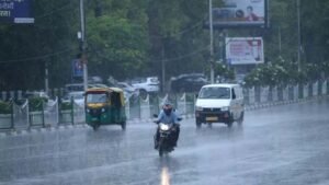 CG Weather: छत्तीसगढ़ के कुछ हिस्सों से अगले 48 घंटे में मानसून की वापसी, मौसम में होगा बदलाव