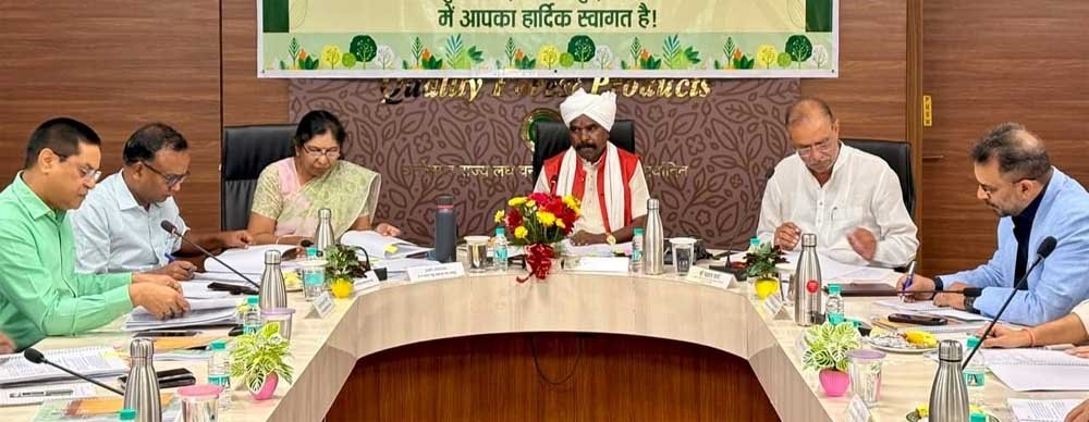 समिति प्रबंधकों और फड़मुंशियों को मिलेगी 2-2 लाख रुपए की सामाजिक सुरक्षा बीमा