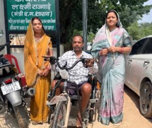 सेवा संकल्प अभियान के तहत दिव्यांग धनेश्वर साहू को मिली ट्राइसाइकिल