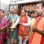 मुख्यमंत्री  विष्णु देव साय ने मां काली और मां दुर्गा की पूजा-अर्चना कर प्रदेश की सुख-समृद्धि की कामना की