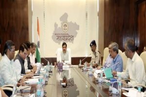 कार्बाइड गन और कार्बाइड लैम्प के उपयोग पर लगायें सख्ती से अंकुश : मुख्यमंत्री डॉ. यादव