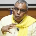 यूपी संवाद में किसानों की आय बढ़ाने, आधुनिक तकनीक, सरकारी योजनाओं और बाजार से जुड़ाव पर चर्चा