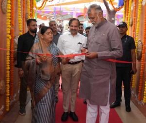 मंत्री  पटेल में भोपाल हाट में 21वें रीजनल सरस मेले का किया शुभारंभ