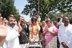प्रधानमंत्री  नरेन्द्र मोदी के 25 वर्षों के राष्ट्रसेवा के संकल्प को जन-जन तक पहुंचाने का किया आह्वान