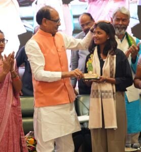 महिला किसान दिवस पर सांची में शिवराज सिंह चौहान का संवाद, 46 ग्रामीण सड़कों का भी किया भूमिपूजन