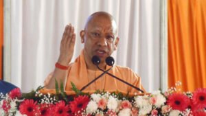 योगी सरकार में परिषदीय शिक्षा की गुणवत्ता को नई गति, शिक्षक संकुल बैठकों से संवरेगा शिक्षण